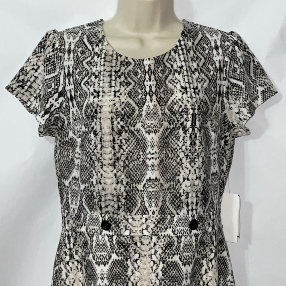 NWT, City Vibe Dress, Sz. 11
